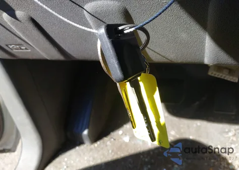 2005 Nissan Frontier Se from USA, damaged, VIN 1N6AD07U05C424881